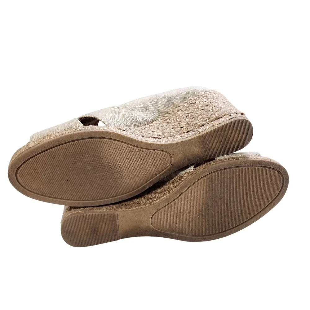 GH Bass & Co Womens Andi Wedge‎ Espadrilles Size 10 Beige Canvas Peep Toe Summer